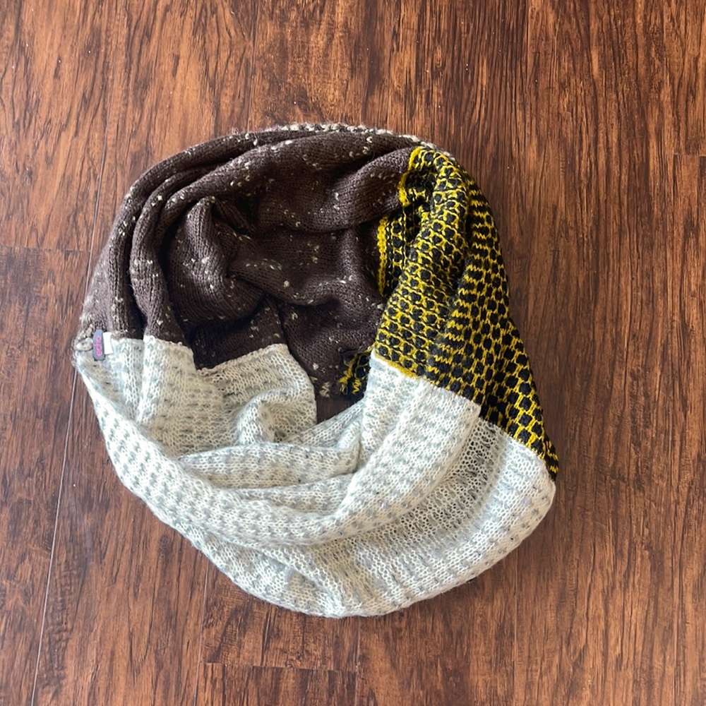 Echo Infinity Scarf - image 1
